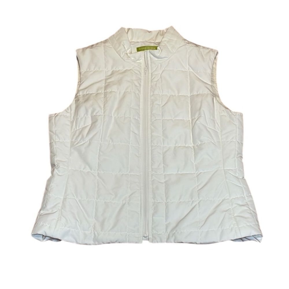 Ingrid Olsen Winter White Quilted Vest, Soft, sleeveless jacket, petite medium